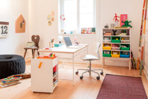 Eiermann-Table-for-children_Fixx-Trolley_Turtle-Chair_PS
