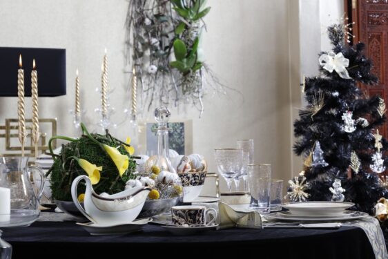 Eleganță rafinată pentru masa de Crăciun