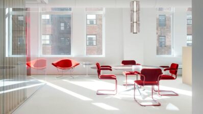 Iconic: 12 scaune care au făcut istorie în designul interior