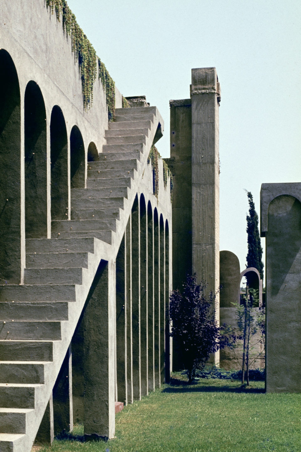 Ricardo Bofil La Fabrica
