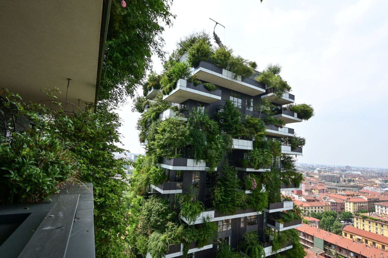 Bosco Verticale: viața în pădurea verticală din Milano