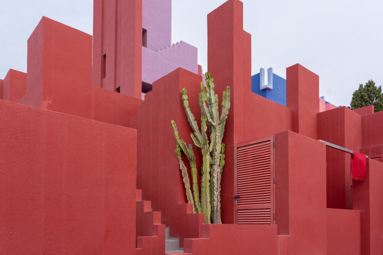 La Muralla Roja – un caz aparte în arhitecturǎ