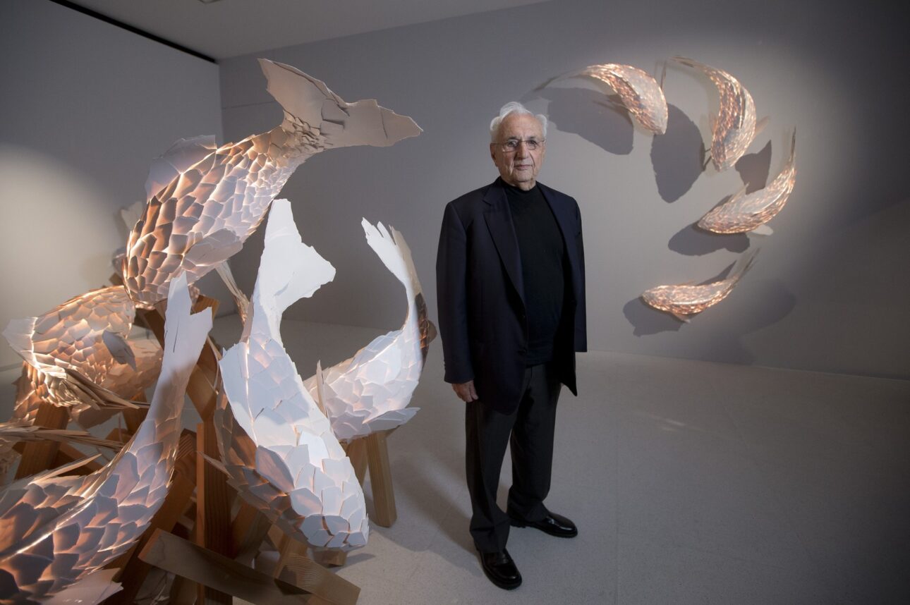 Frank Gehry, arhitectul liniilor curbe inspirat de Brâncuși, a încetat din viață la 96 de ani