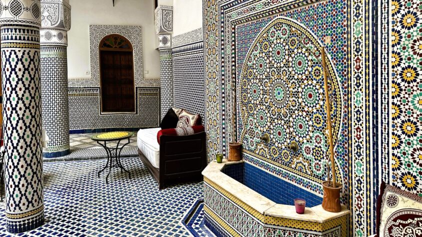 Riadurile marocane: luxul tradiției și farmecul oriental