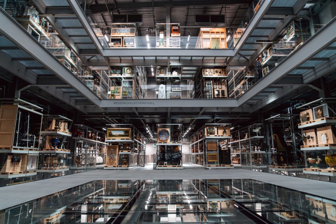 V&A Storehouse din Londra – muzeul unde arta și designul devin palpabile la propriu