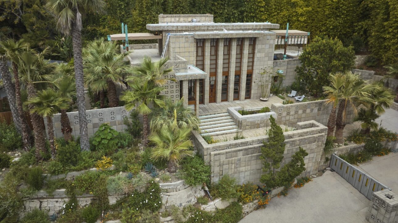 Grădină iconică pentru o casă celebră, în Los Angeles