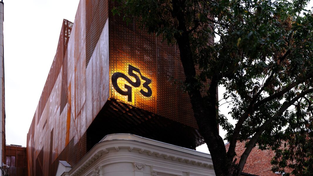 Teatrul Grivița 53: un imobil monument istoric devine spațiu cultural modern care pǎstreazǎ urmele trecutului