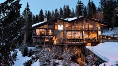 Decor senzorial și experiență arhitecturală reinterpretată, într-o cabană de lux din Alpii francezi