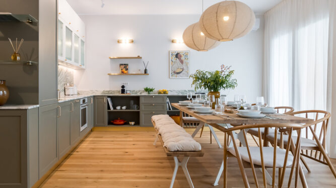 Cum arată un apartament premium lângă Cișmigiu în care se vede că viața merită trăită