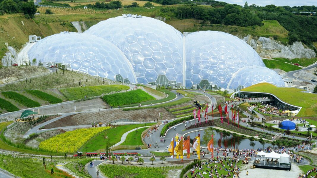 Proiectul Eden sau cum horticultura salvează o zonă degradată total