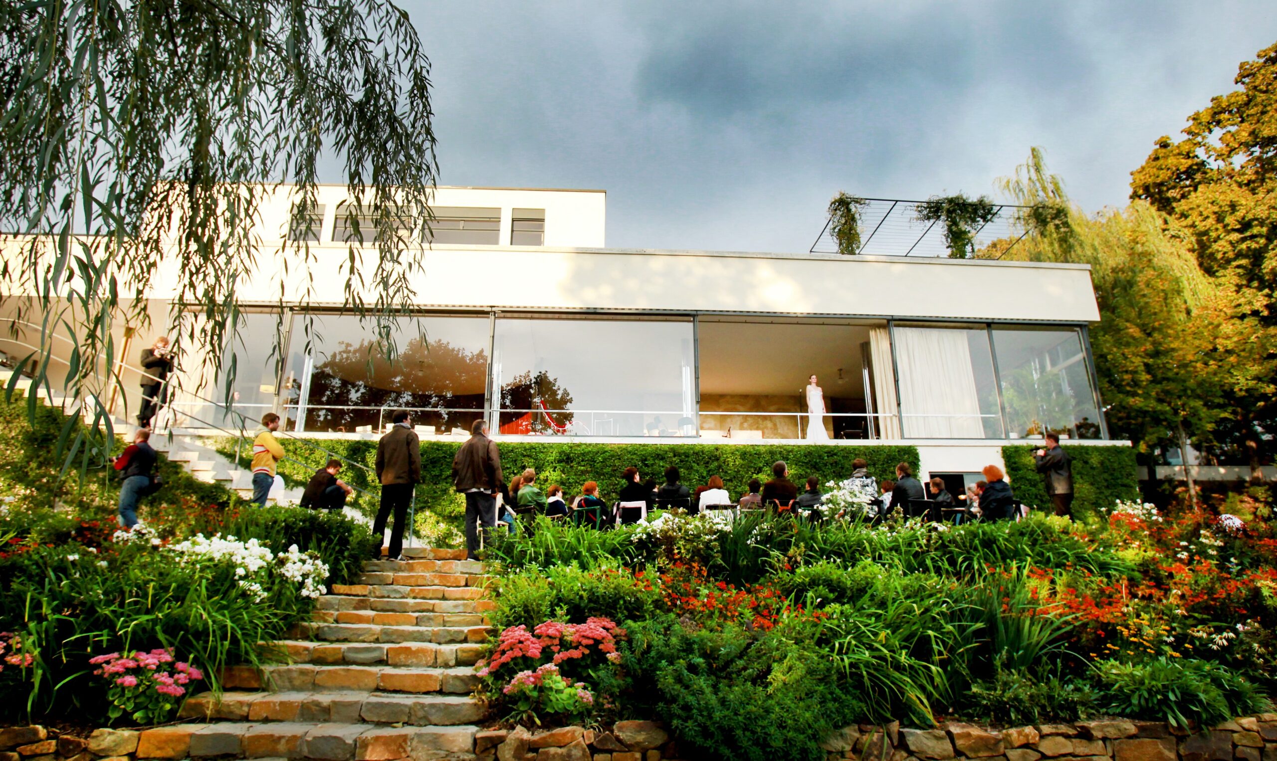 Modernism iconic la vila Tugendhat, cu arhitectură și design semnate van der Rohe