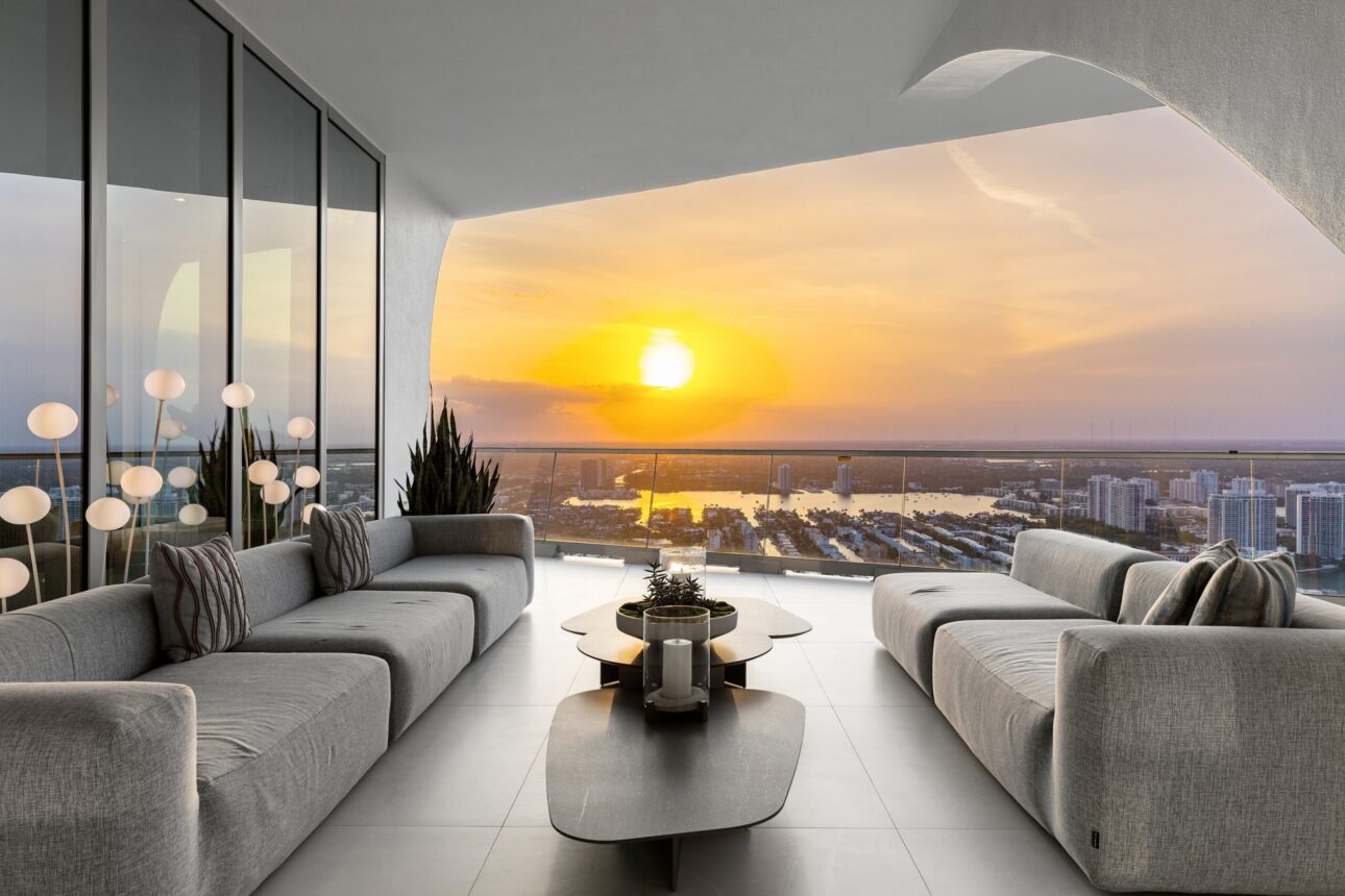 Cum arată reședința de lux din Miami a unui miliardar în criptomonede