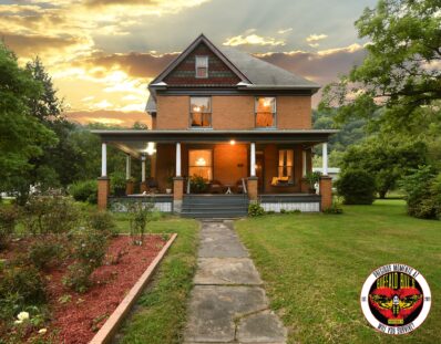 Casa din „Tăcerea mieilor” poate fi închiriată în weekend, de amatorii de senzații tari