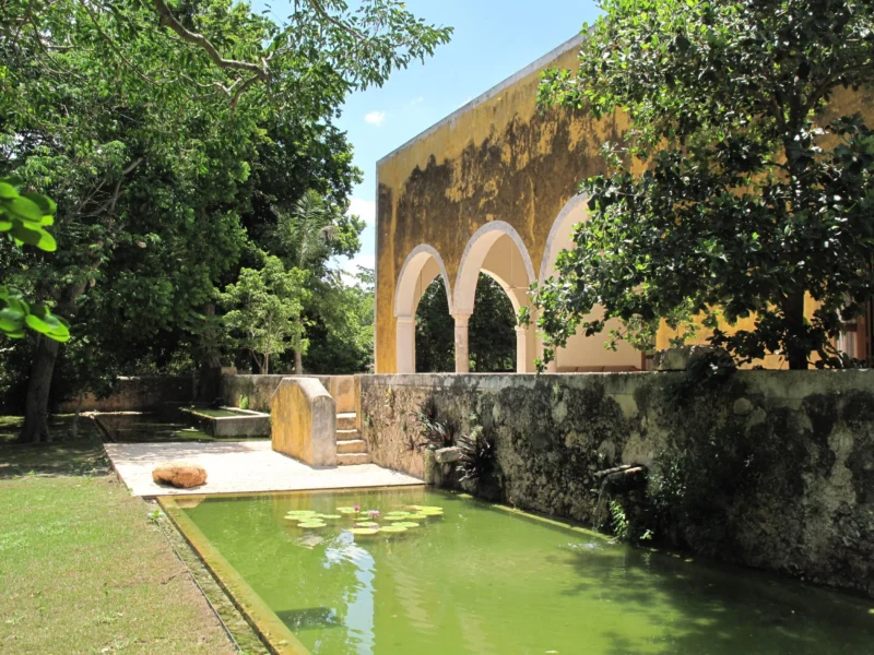 În Yucatan, o hacienda face fuziunea între ruină, natură și arhitectură contemporană