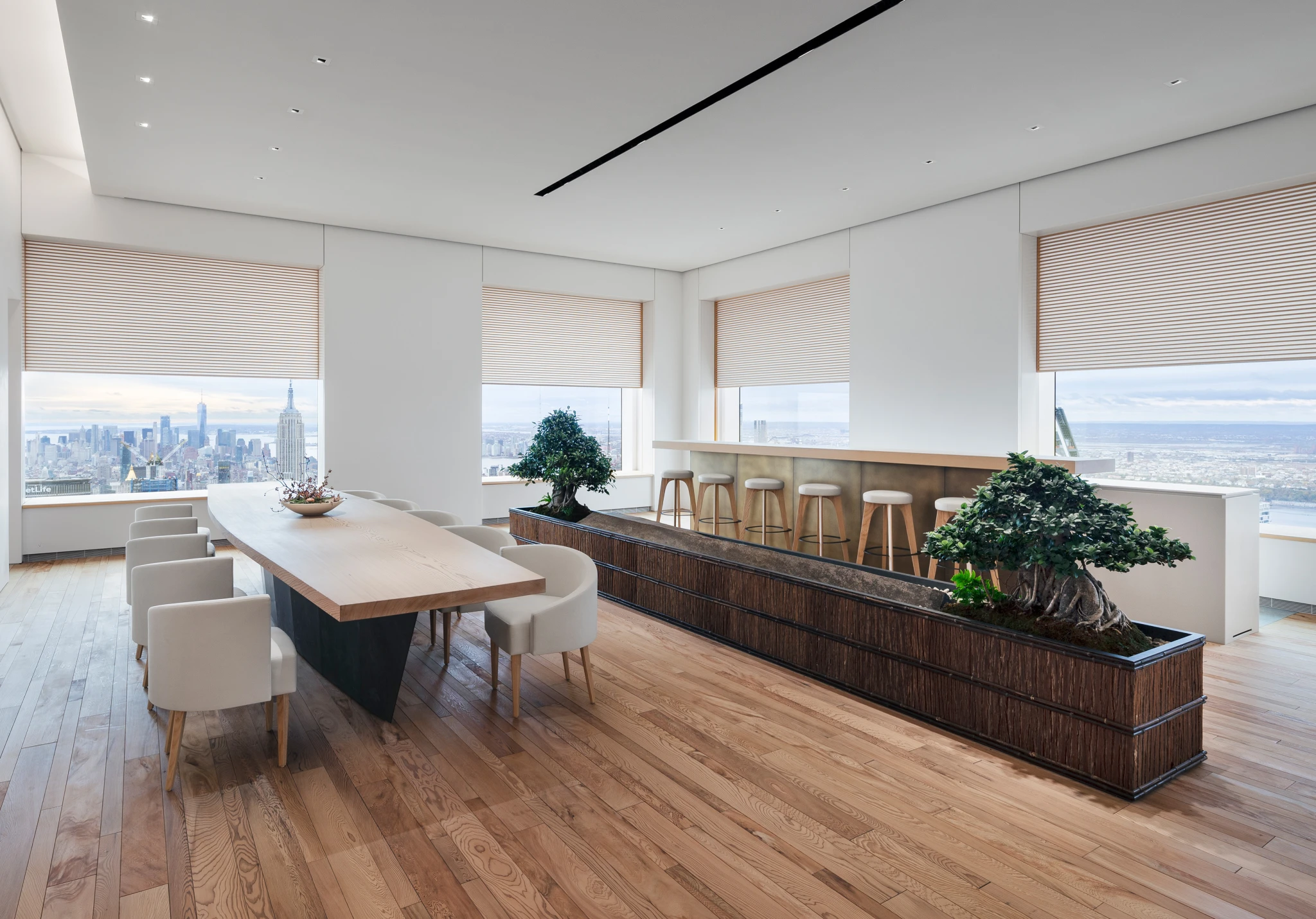 Un penthouse de lux unde stilul Japandi reînvie materiale și tradiții japoneze