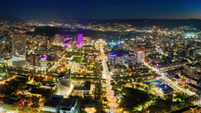 Tirana. Cum se transformă capitala Albaniei, de la buncăre subterane la zgârie-nori