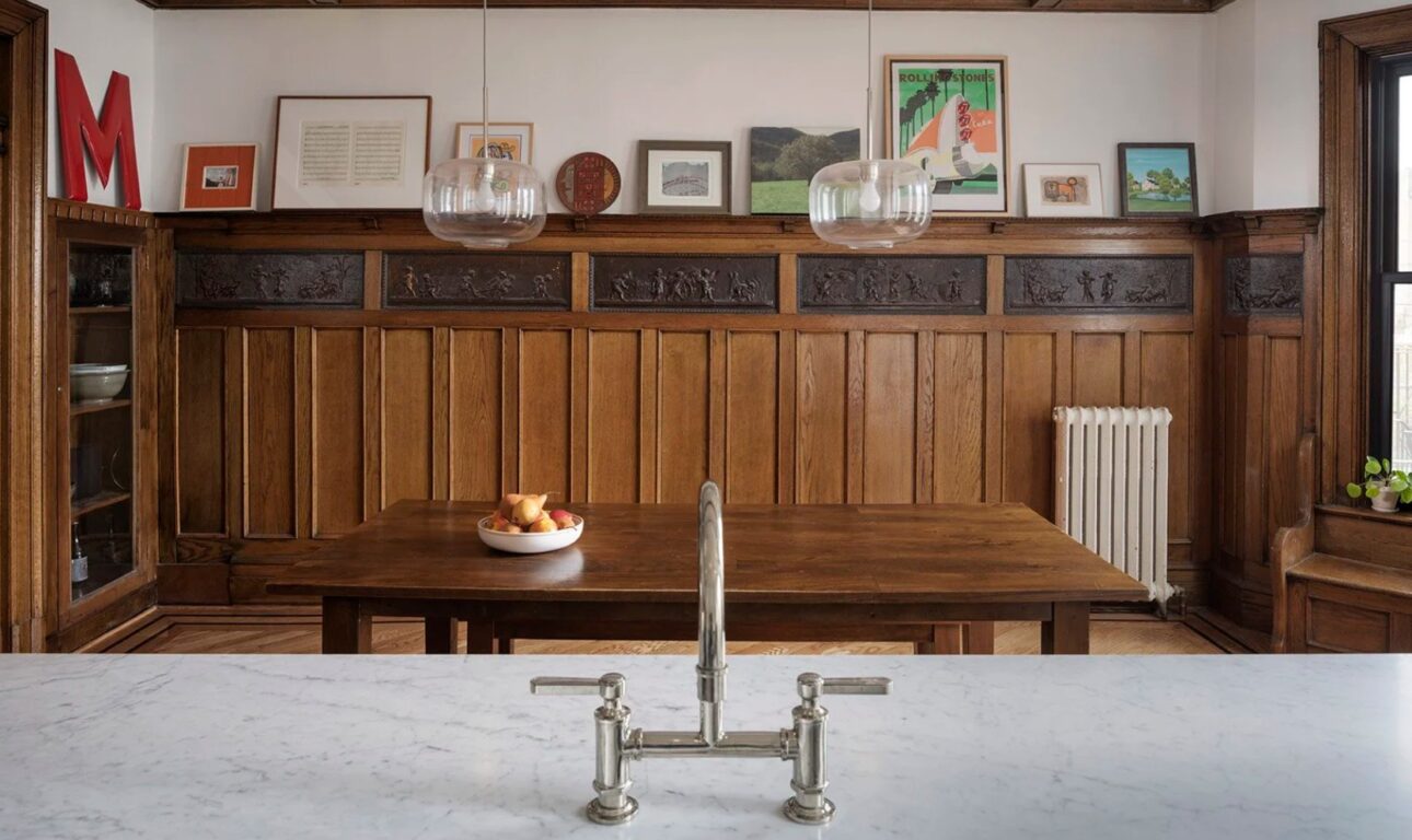 Într-o casă veche din New York, luxul are formă istorică