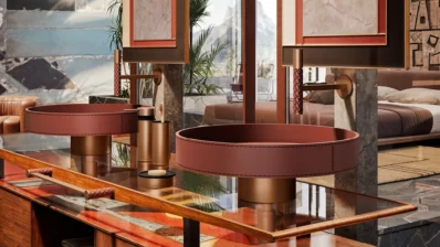 Pielea – inspirație și material haute-couture pentru obiecte de baie