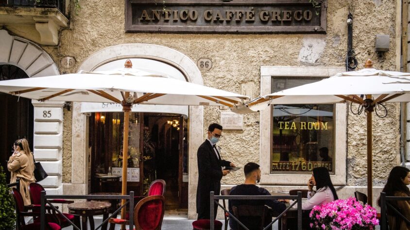 Roma redescoperă farmecul legendarului Antico Caffè Greco: cafeneaua se va redeschide