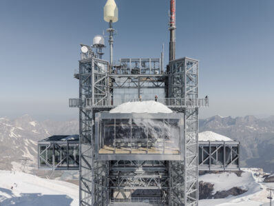 Exclusivism la 3.000 de metri, în turnul Titlis din Alpi: ski, fine dining și Rolex