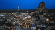 Arhitectura care îmbracă natura: hotel de lux deschis în peșterile din Cappadocia