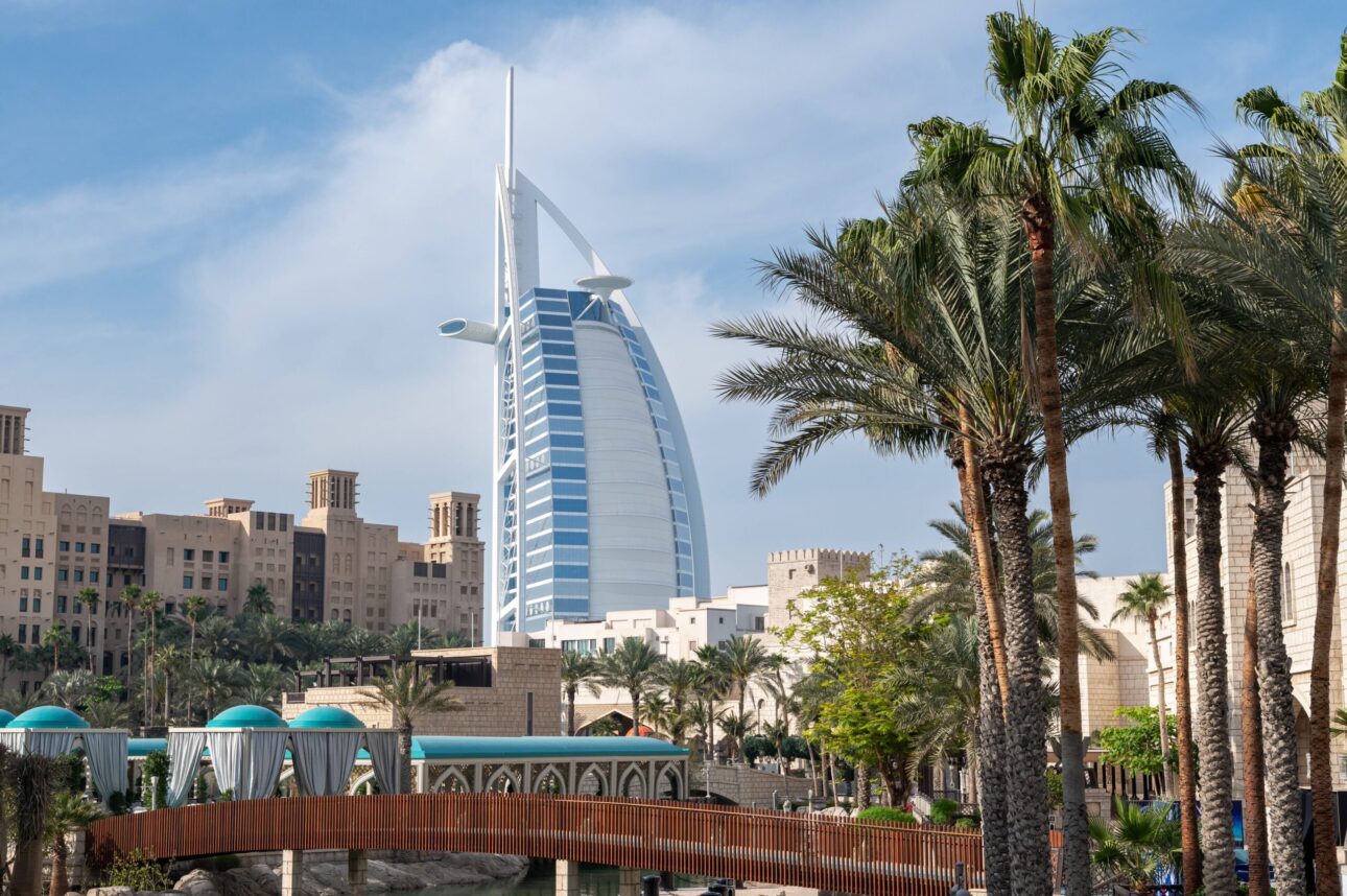 Burj Al Arab, cel mai luxos hotel din lume, se închide pentru un update la lux