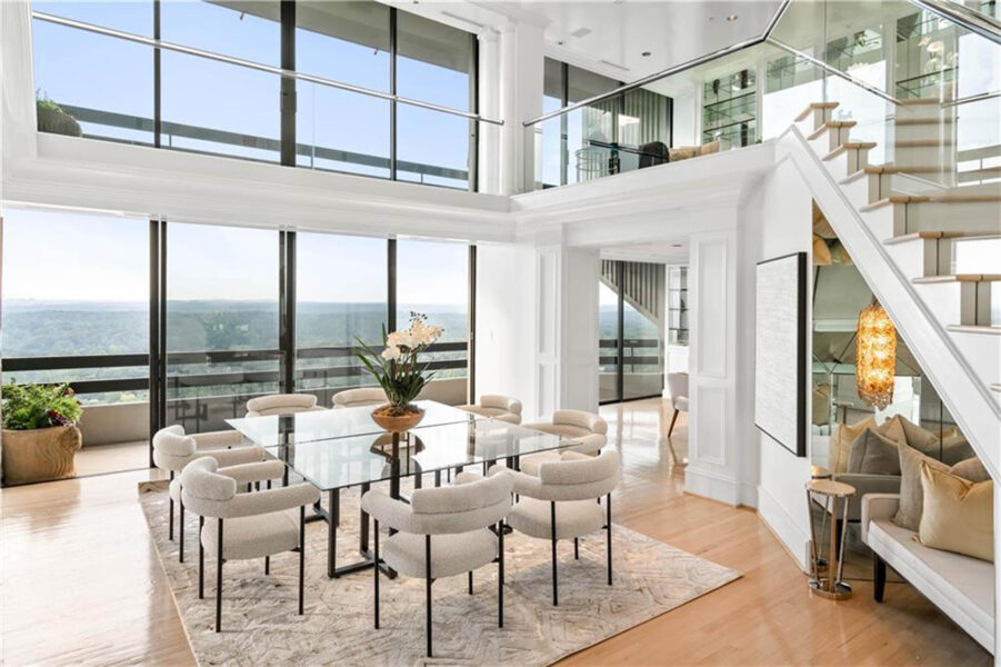 În casa din SUA a lui Elton John: un penthouse uriaș din șase apartamente