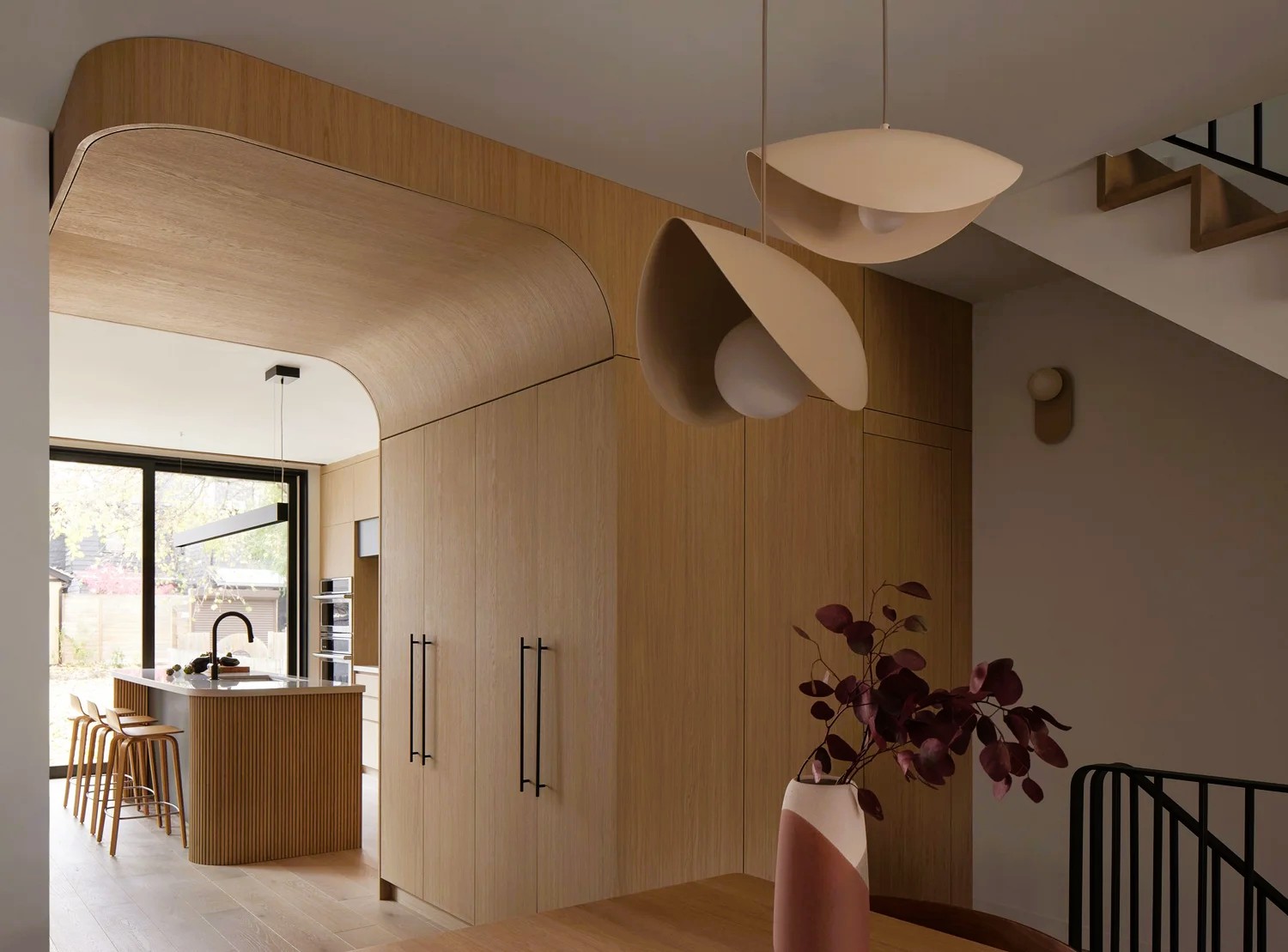 O renovare care pune în valoare trecutul, îmbrăcat în minimalism contemporan