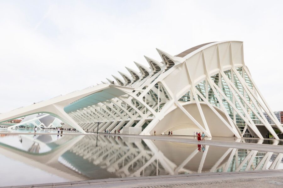 5 creații semnate Santiago Calatrava care provoacă limitele arhitecturii